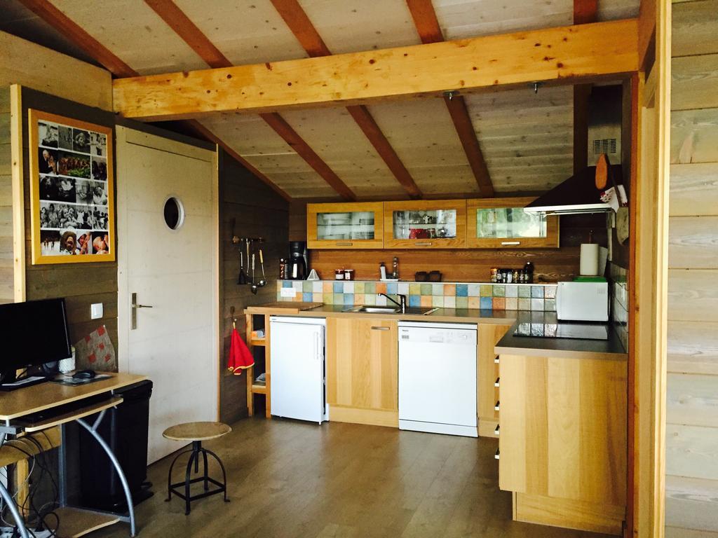 Gite Les Cigognes Orchamps-Vennes Ruang foto